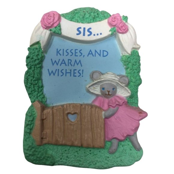 Sis... Kisses and Warm Wishes -- Refrigerator Magnet Gift for Sisters - Picture 1 of 4